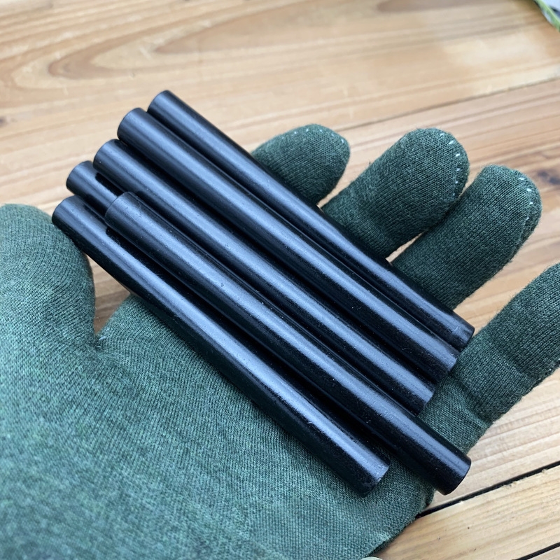2PCS 8 * 80mm Perforated Campi - Ferro Rod Striker recensie en prijs